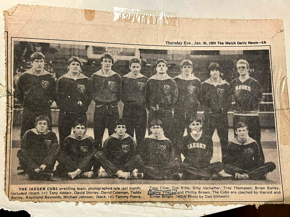 Archive image for Iaeger Wrestling Team - 1989